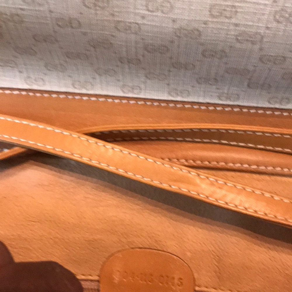 Handbag - Picture 4 of 4